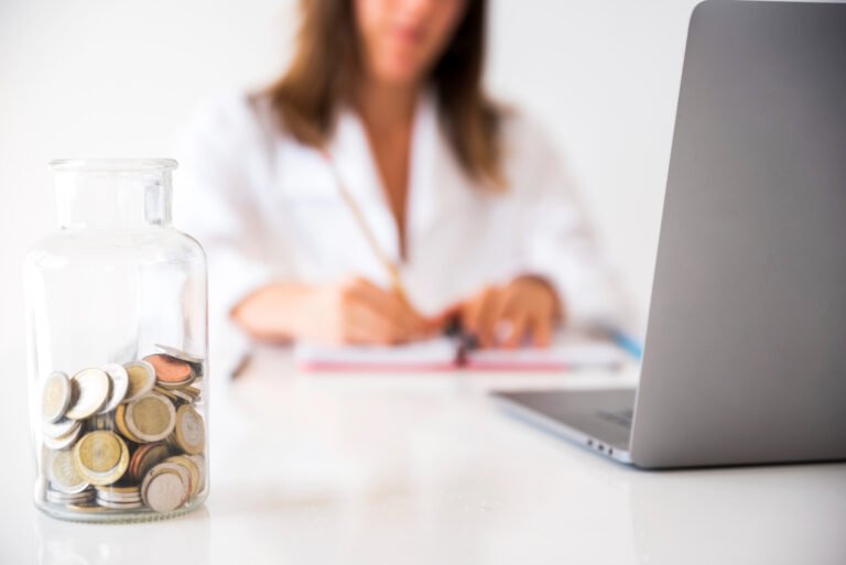 Entenda seus direitos em casos de inadimplência: o que pode e o que não pode ser feito